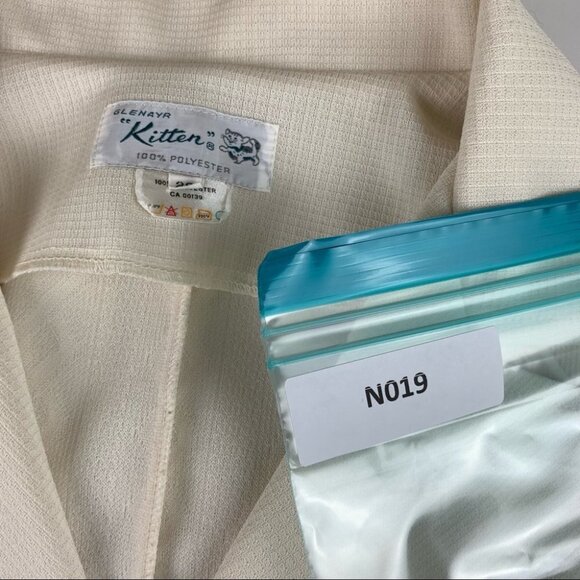 Vintage  70's Glenayr Kitten Ivory Blazer - Picture 13 of 13